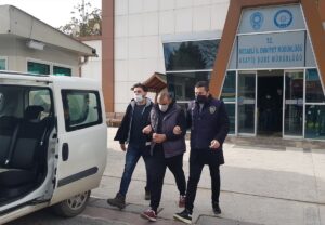 KOCAELİ (AA) – Kocaeli'nin Körfez, Darıca ve Dilovası ilçelerinde hırsızlık