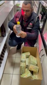 - Operasyonun düzenlendiği tekel büfesinin sahibi gözaltına alındı