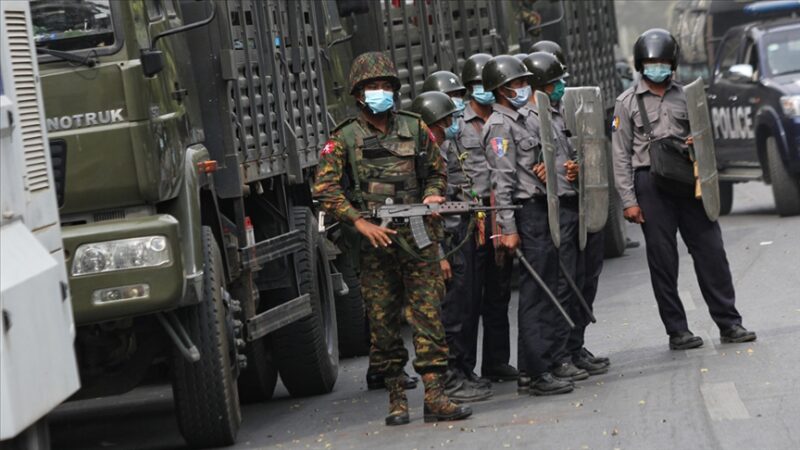 Myanmar’da darbe karşıtları, ülke genelinde “sessiz grev” başlattı