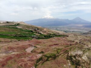 AĞRI (AA) – ABDULLAH SÖYLEMEZ – Ağrı'nın Doğubayazıt ilçesinde, Nuh'un