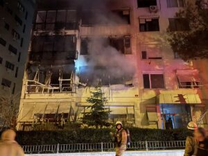 İSTANBUL (AA) – Pendik’te meydana gelen trafik kazasında 1 kişi