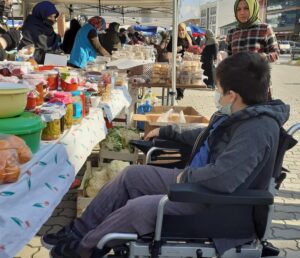 SAKARYA (AA) – Sakarya'nın Pamukova ilçesinde, kumbarasında biriktirdiği paraları Afrika'da