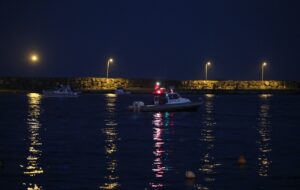 SAMSUN (AA) – Samsun'un Atakum ilçesinde tekneleri alabora olan 3