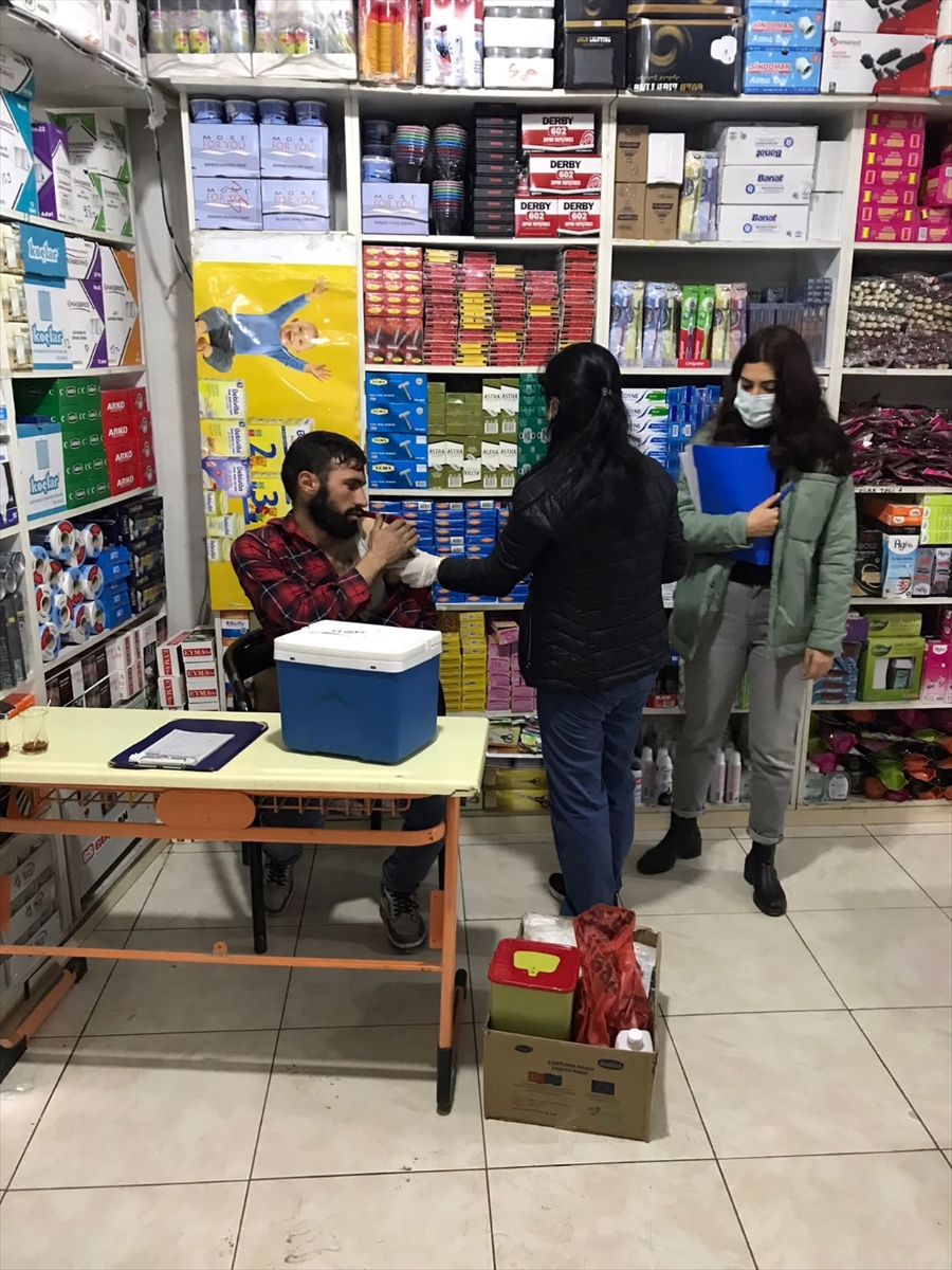 Şanlıurfa'da mobil ekiplerin aşı çalışmaları sürüyor