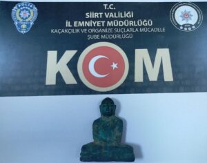 SİİRT (AA) – Siirt'te düzenlenen operasyonda tarihi eser niteliğinde heykel