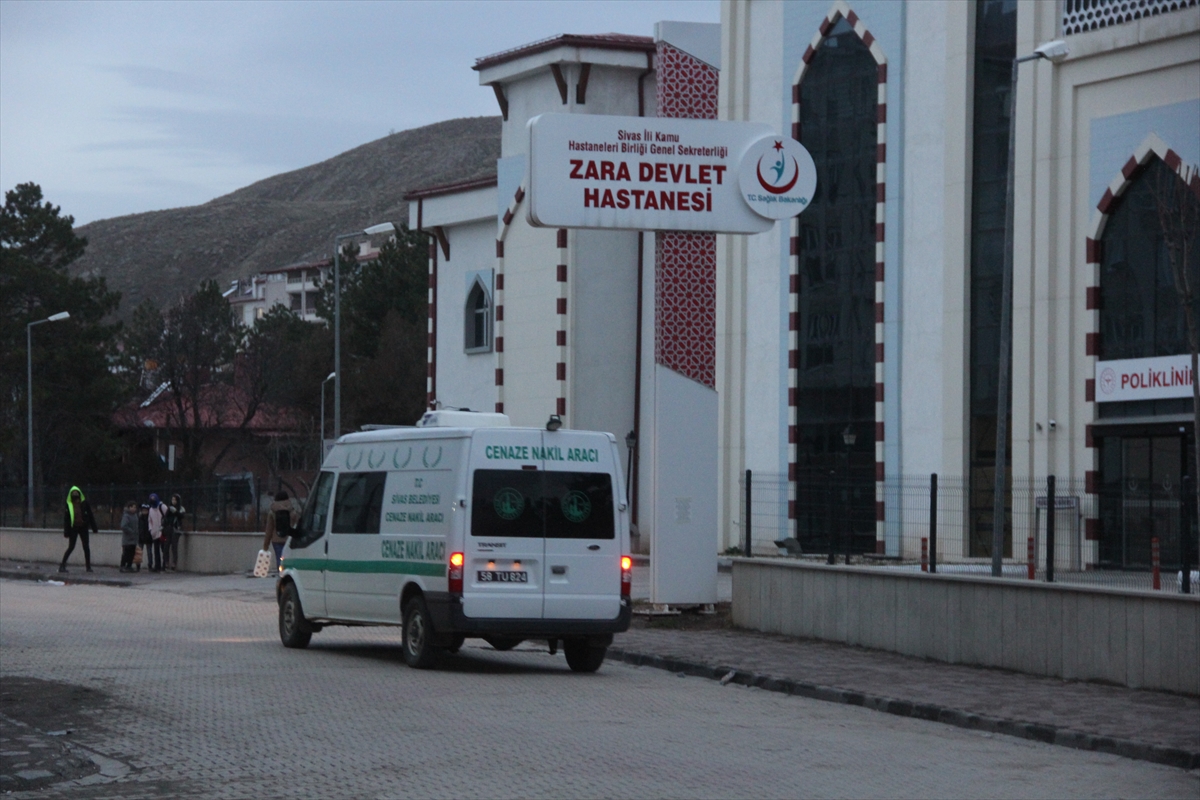 Sivas'ta metil alkol zehirlenmesi şüphesiyle ölenlerin sayısı 2'ye yükseldi