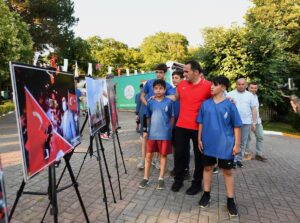 İSTANBUL (AA) – Beyoğlu'nda hayata geçirilen Tarih Kulübü, çocuklara ve