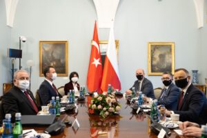 VARŞOVA (AA) – TBMM Başkanı Mustafa Şentop, Polonya Cumhurbaşkanı Andrzej
