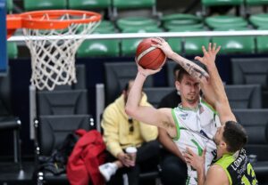 - TOFAŞ: 97 - Yukatel Merkezefendi Belediyesi Basket: 77