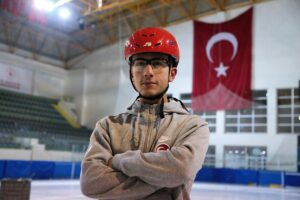 ERZURUM (AA) – İSMAİL HAKKI DEMİR – Kısa kulvar sürat