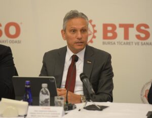 - "Yeni hedeflere odaklanacağımız, sektörümüzü daha iyi yarınlara hazırlamamız gereken