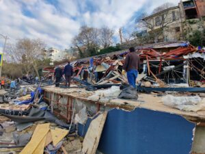 İSTANBUL (AA) – Üsküdar'da Kız Kulesi'nin karşı caddesindeki bir kafe,