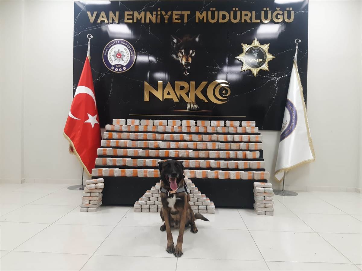 Van'da 104 kilo 250 gram eroin ele geçirildi