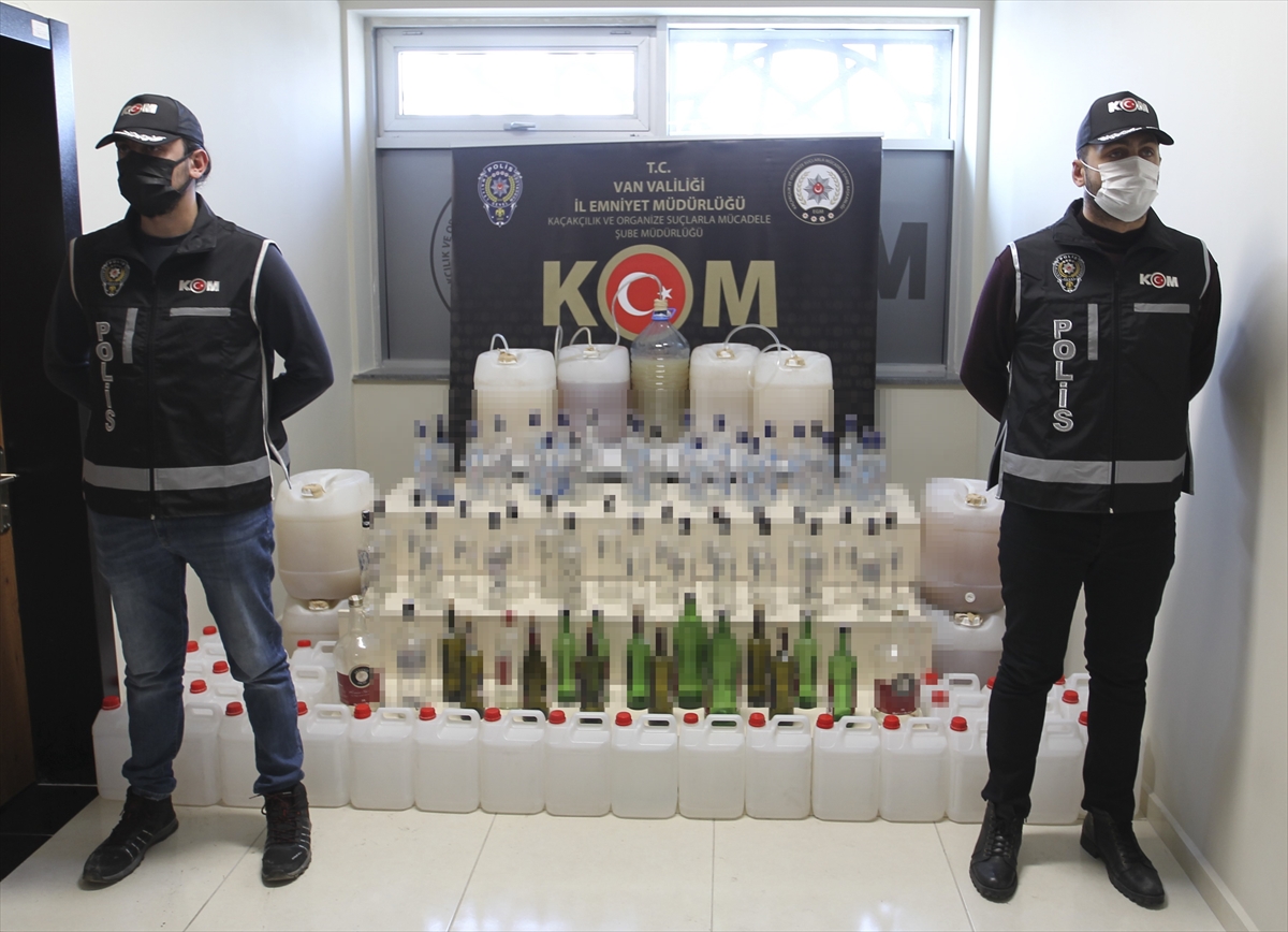 Van'da 254 litre sahte alkol ele geçirildi