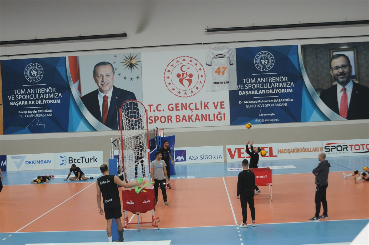 Yeni Kızıltepespor Allpower Akü Cizre Belediyespor maçı hazırlıklarını sürdürüyor