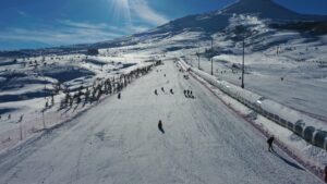 SİVAS (AA) – HALİFE YALÇINKAYA – Sivas'taki Yıldız Dağı Kış