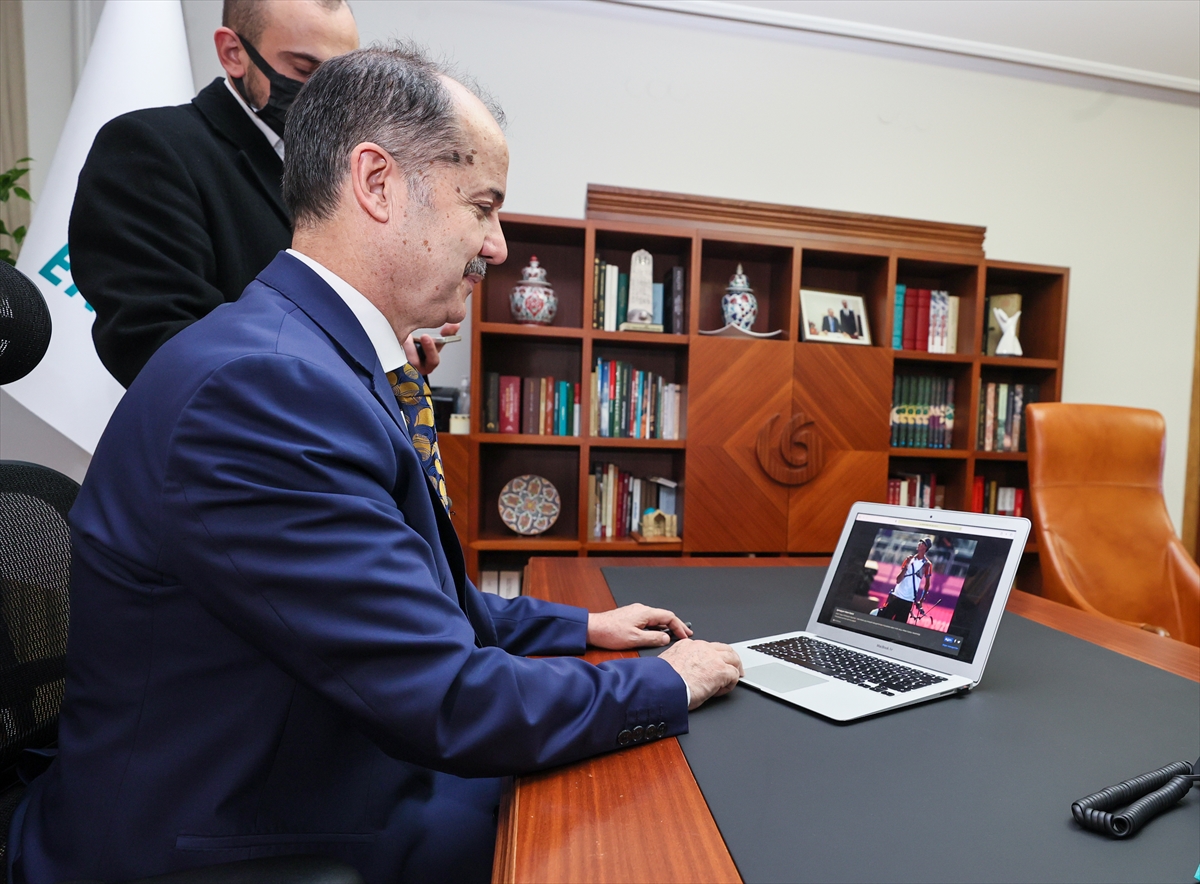 Yunus Emre Enstitüsü Başkanı Ateş, AA'nın “Yılın Fotoğrafları” oylamasına katıldı