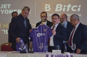 AFYONKARAHİSAR (AA) – Afyonkarahisar Valisi Gökmen Çiçek, TFF 2. Lig