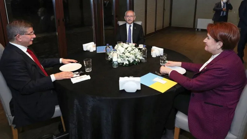 Kılıçdaroğlu, Akşener ve Davutoğlu akşam yemeğinde buluştu