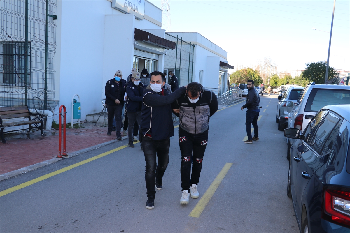 Adana'da DEAŞ operasyonunda yakalanan 5 zanlı salıverildi