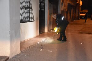 ADANA (AA) – Adana'da sokakta iki grup arasında çıkan silahlı