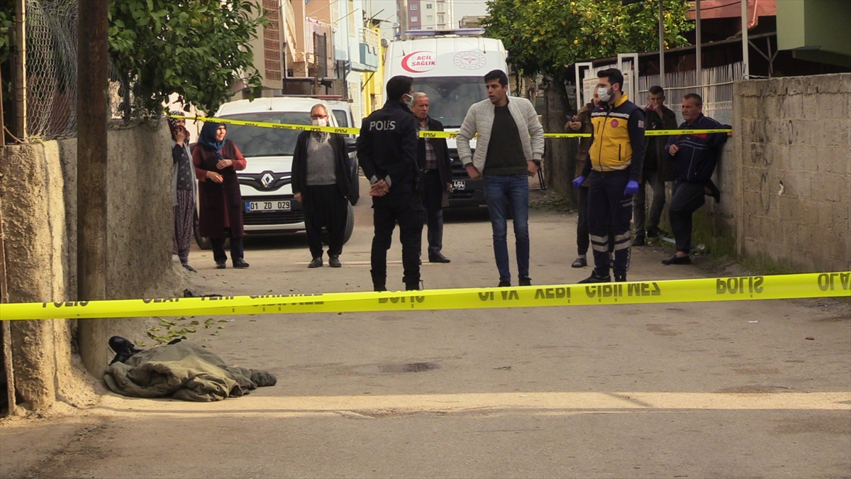 Adana'da uyuşturucu kullandıktan sonra fenalaşan genç hayatını kaybetti