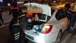 - Denetlemelerde, 51 kişi gözaltına alındı, ruhsatsız 5 silah ele