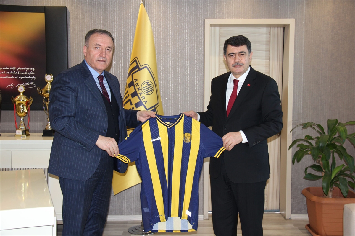 Ankara Valisi Vasip Şahin'den MKE Ankaragücü'ne ziyaret