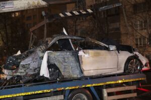 ANKARA (AA) – Ankara'nın Yenimahalle ilçesinde, aydınlatma direğine çarptıktan sonra