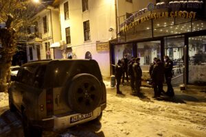 İSTANBUL (AA) – Avukat Şafak Mahmutyazıcıoğlu, Bakırköy’de silahla vurularak yaşamını