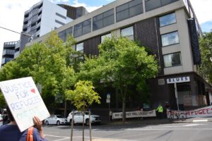 MELBOURNE (AA) – Kovid-19 aşılarını yaptırmayarak sağlık muafiyeti belgesiyle Avustralya