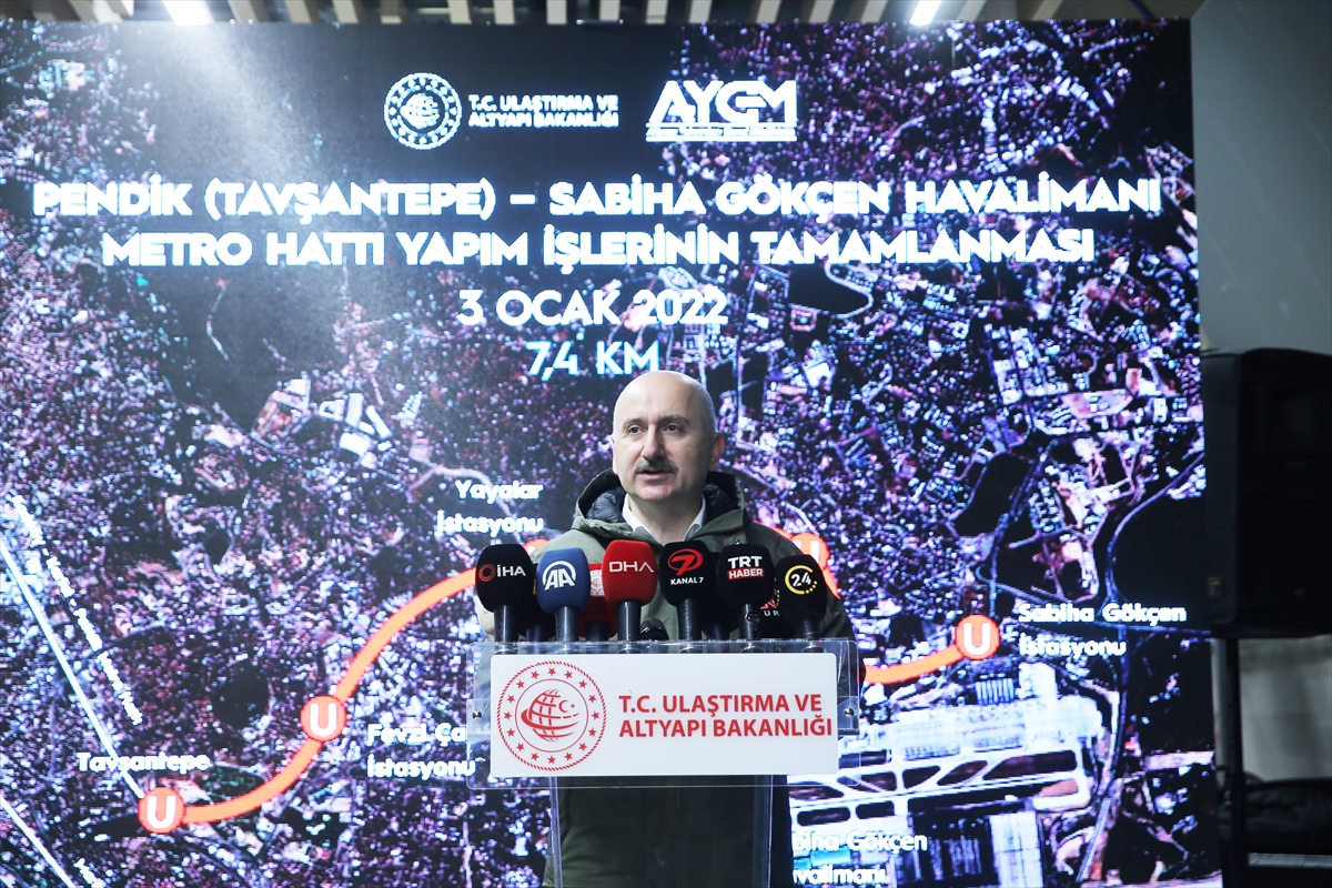 Bakan Karaismailoğlu, Pendik Tavşantepe-Sabiha Gökçen Havalimanı metro inşaatı ziyaretinde konuştu: