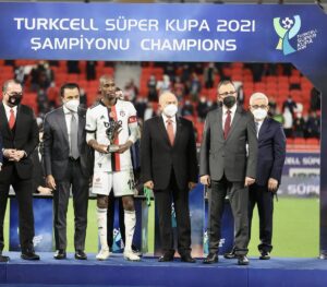 İSTANBUL (AA) – Turkcell Süper Kupa'da Fraport TAV Antalyaspor'a penaltılarda