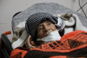 BİNGÖL (AA) – Bingöl'de etkili olan yoğun kar ve tipi