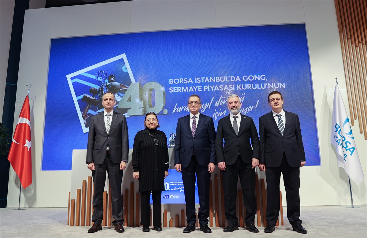 Borsa İstanbul'da gong SPK'nin 40'ıncı yılı için çaldı