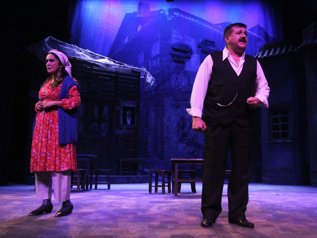 Bursa Devlet Tiyatrosu “Keşanlı Ali Destanı”nı İstanbul'da sahneleyecek
