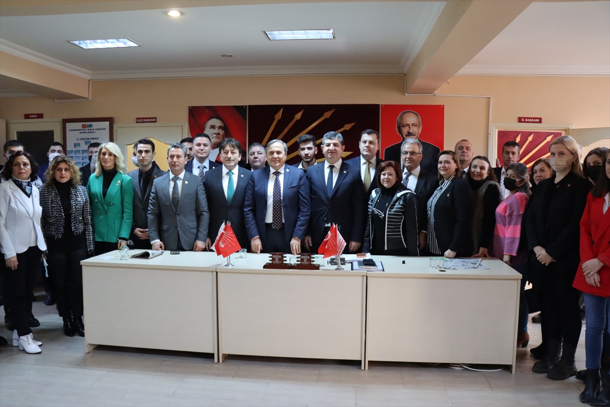 CHP'li Torun, partisinin Kırklareli il başkanlığında konuştu: