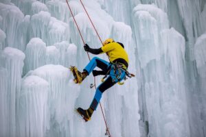 - "Bölgenin tümü, çok büyük bir dağlık coğrafyaya sahip olmanın