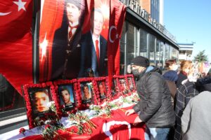 DİYARBAKIR (AA) – Diyarbakır'da, 14 yıl önce PKK'lı teröristler tarafından