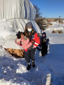DİYARBAKIR (AA) – Diyarbakır'ın Eğil ilçesinde etkili olan kar ve