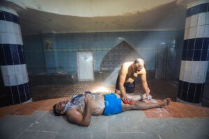 - Günde sadece 2-3 saat elektrik hizmeti verilen Irak'ta vatandaşlar