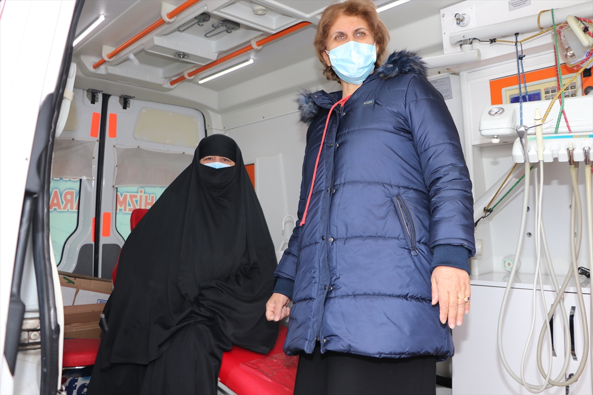 Erzurum'un kırsalında meme kanserinde erken tanı farkındalığı için çabalıyorlar