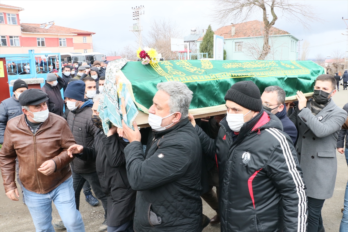 GÜNCELLEME – Eski nişanlısının öldürdüğü avukat Yıldız Samsun'da son yolculuğuna uğurlandı
