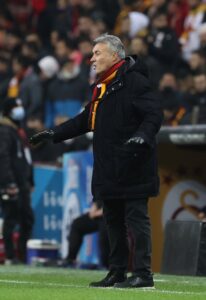 - Galatasaray: 1 - Kasımpaşa: 1  (İlk yarı)