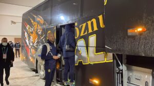 GAZİANTEP (AA) – Gaziantep'te yoğun kar yağışı nedeniyle eğitime yarın