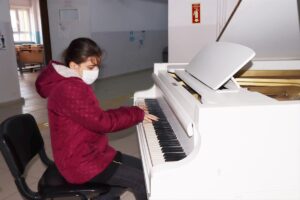 YALOVA (AA) – Yalova Güzel Sanatlar Lisesi'nde okuyan görme engelli