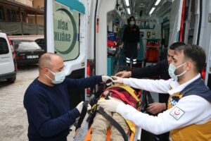 HATAY (AA) – Hatay'ın Antakya ilçesinde 4 katlı apartmanın çatı