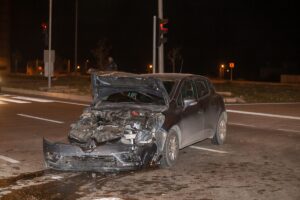 HATAY (AA) – Hatay'da otomobil ile hafif ticari aracın çarpışması