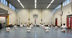 AMSTERDAM (AA) – Hollanda hükümeti, Kovid-19 salgınında artan vakalar ve