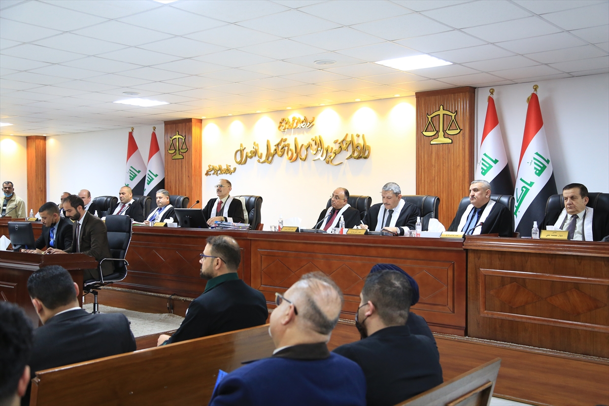 Irak'ta mahkeme, Meclis Başkanlığına itiraz davasını erteledi